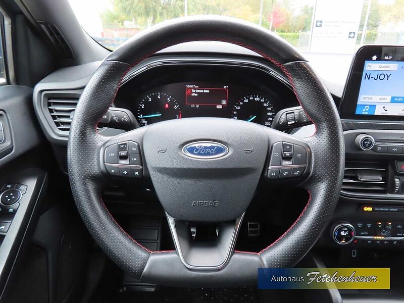 Ford Focus Turn. ST-Line m. NAVI+LED+RFK+SHZ+PDC+ALU