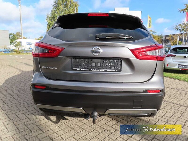 Nissan Qashqai N-Connecta NAVI+RFK+BEH. WSS+SHZ+TEMP+AHK